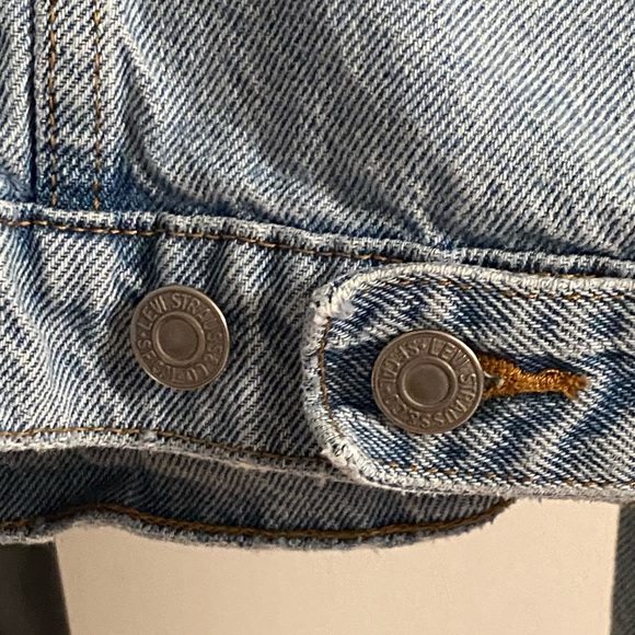 LEVI’S DENIM JACKET :D - Picture 11 of 13